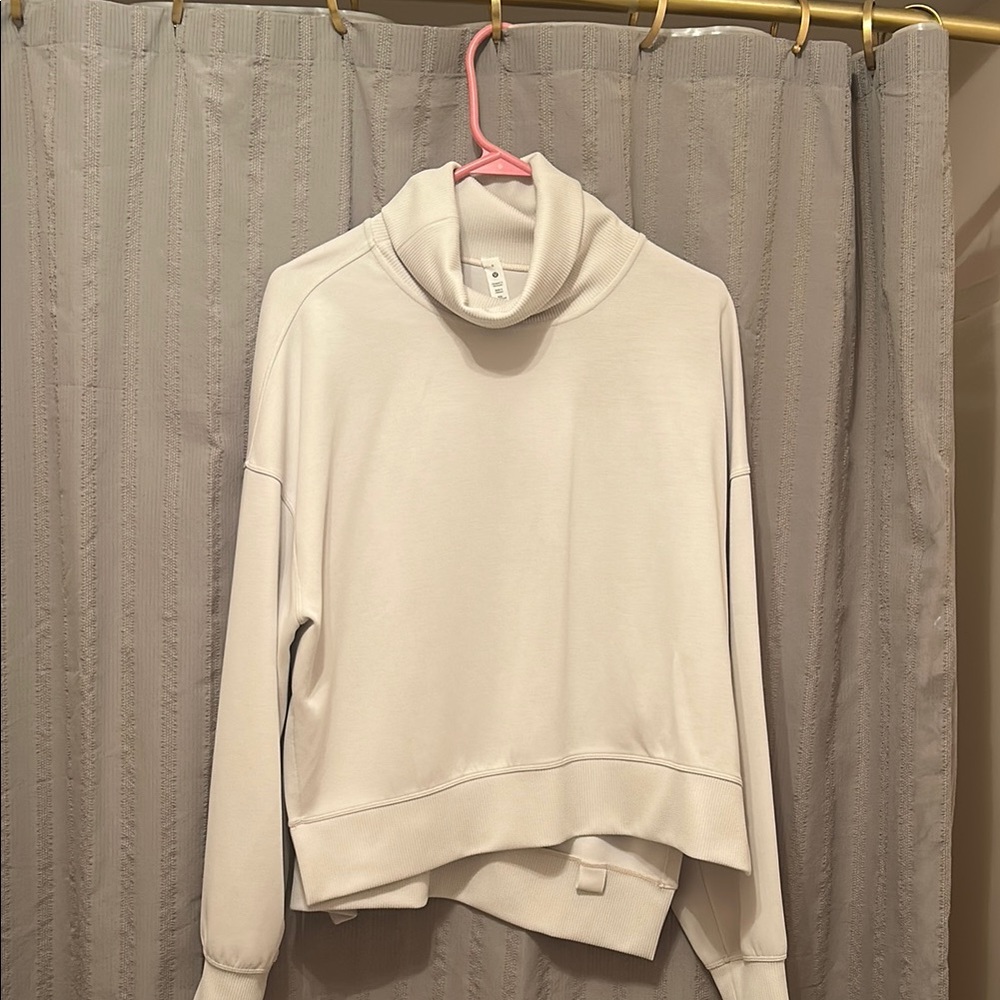 Lululemon Softstream Turtleneck
